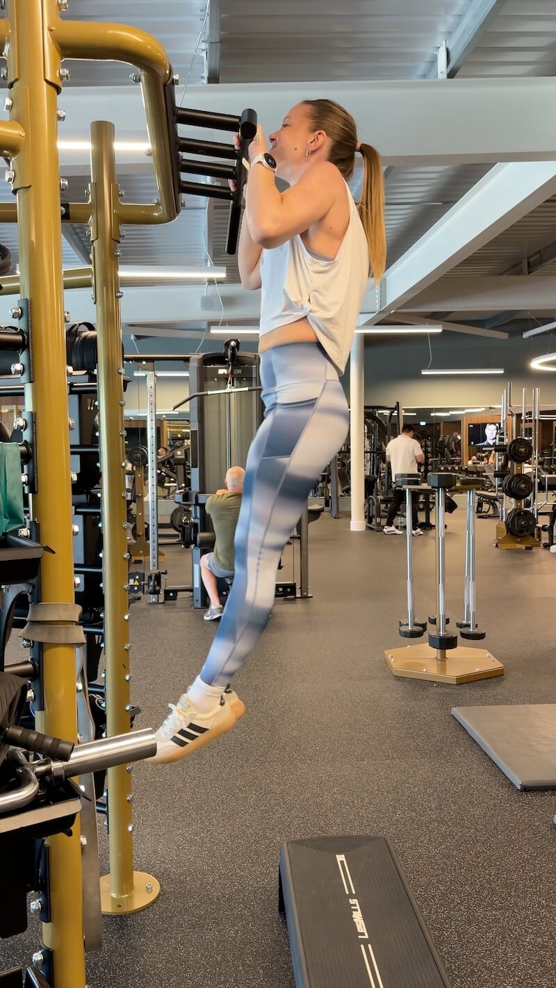 Carly performing a pull-up
